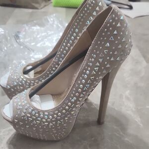 Shi by JOURNEYS Women's Sparkling Tan Heels